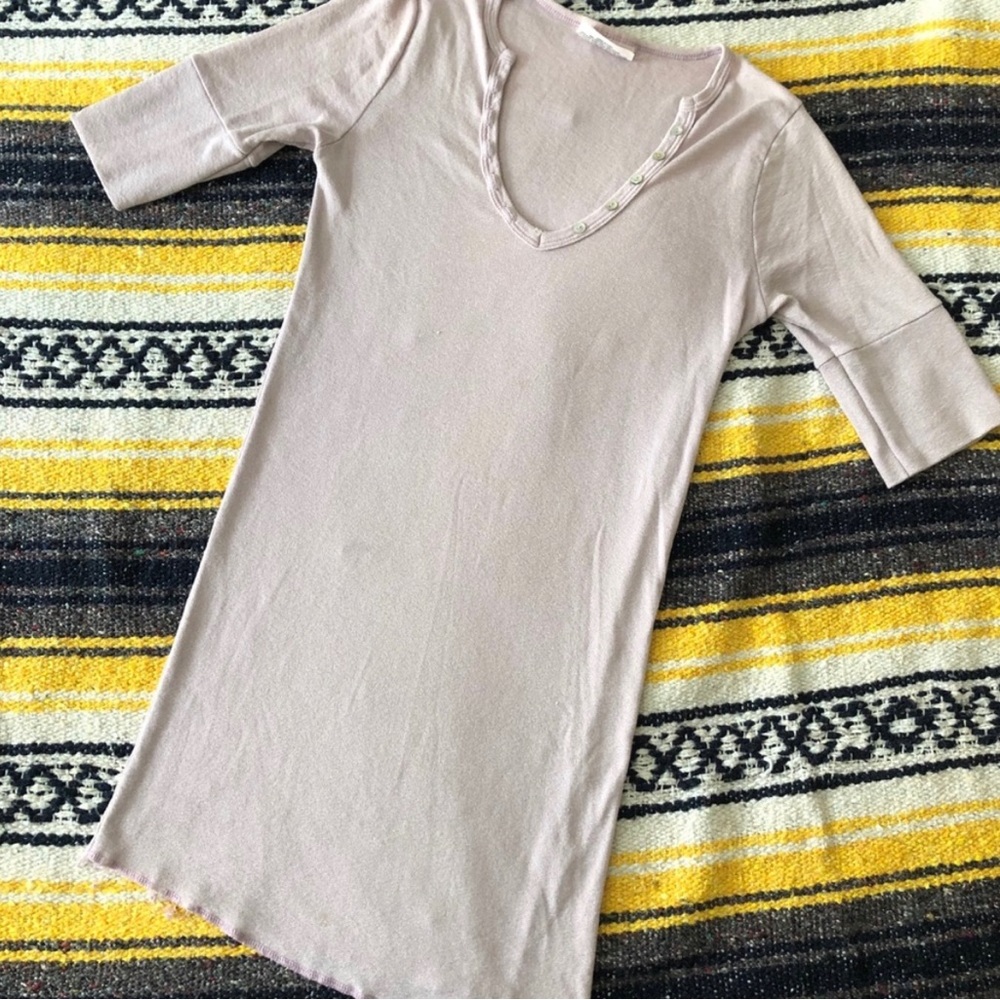 Size M 3/4 sleeve maternity shirt